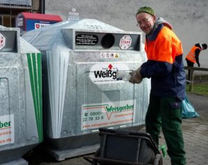 Hans-Jürgen Kuras bei der Müllsammelaktion 2018